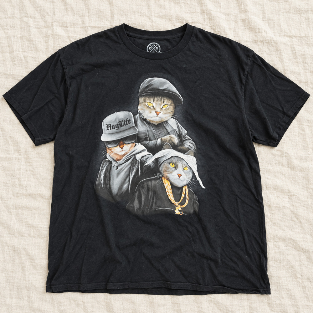 DOM Hug Life Cats Graphic T-Shirt 2XL Black Cotton